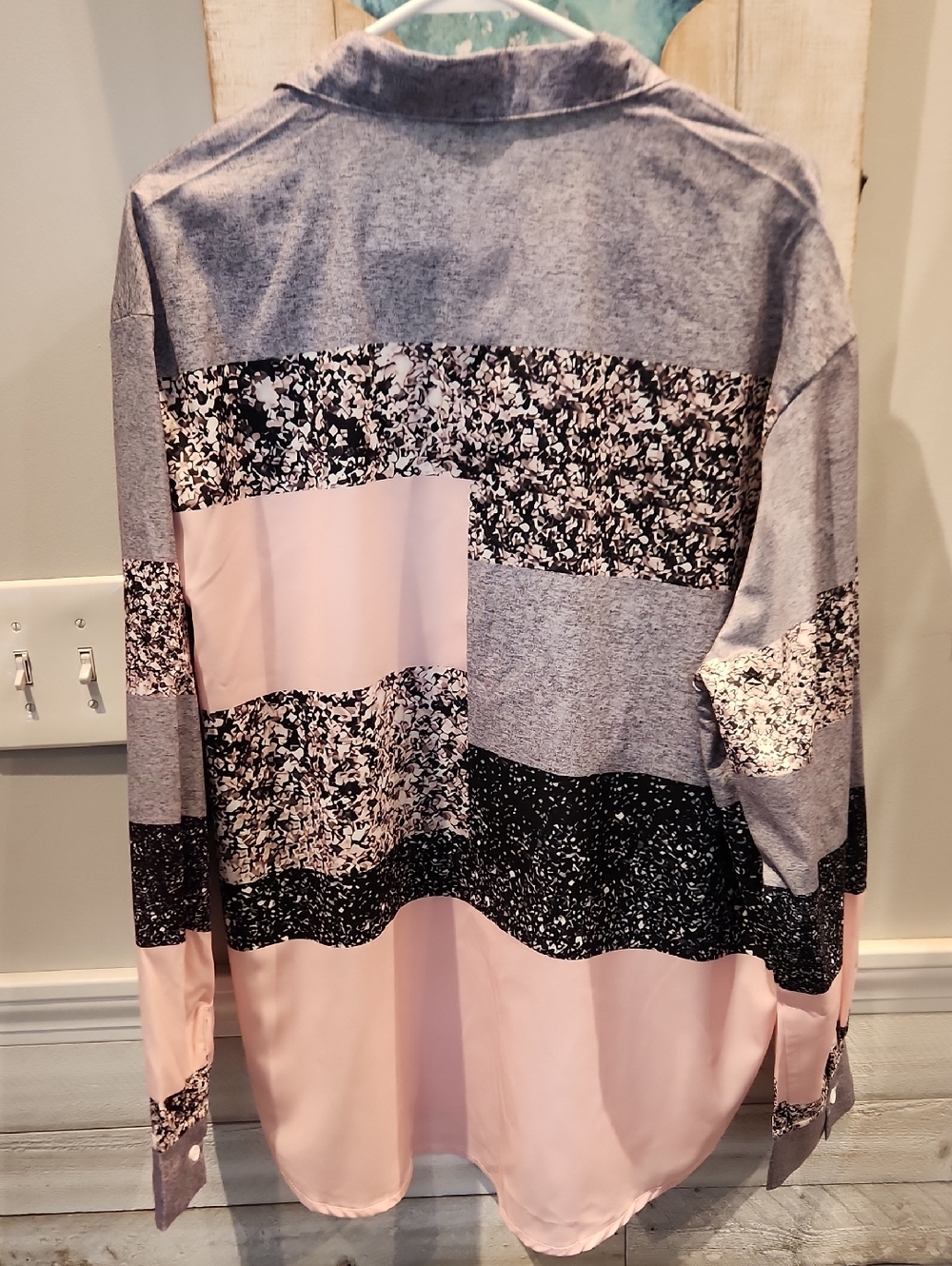 NWT Women's Striped Button-Up Shirt in Pink, Gray & Black Sz 5XL - Picture 7 of 9